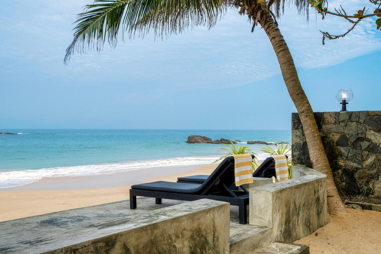 Blue Parrot Beach Villa Ambalangoda  Exterior foto