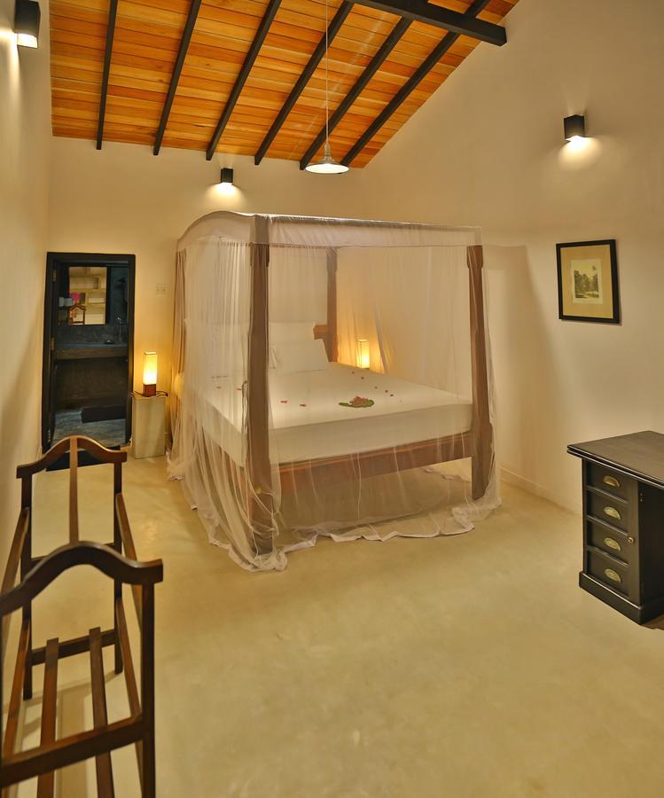 Blue Parrot Beach Villa Ambalangoda  Exterior foto